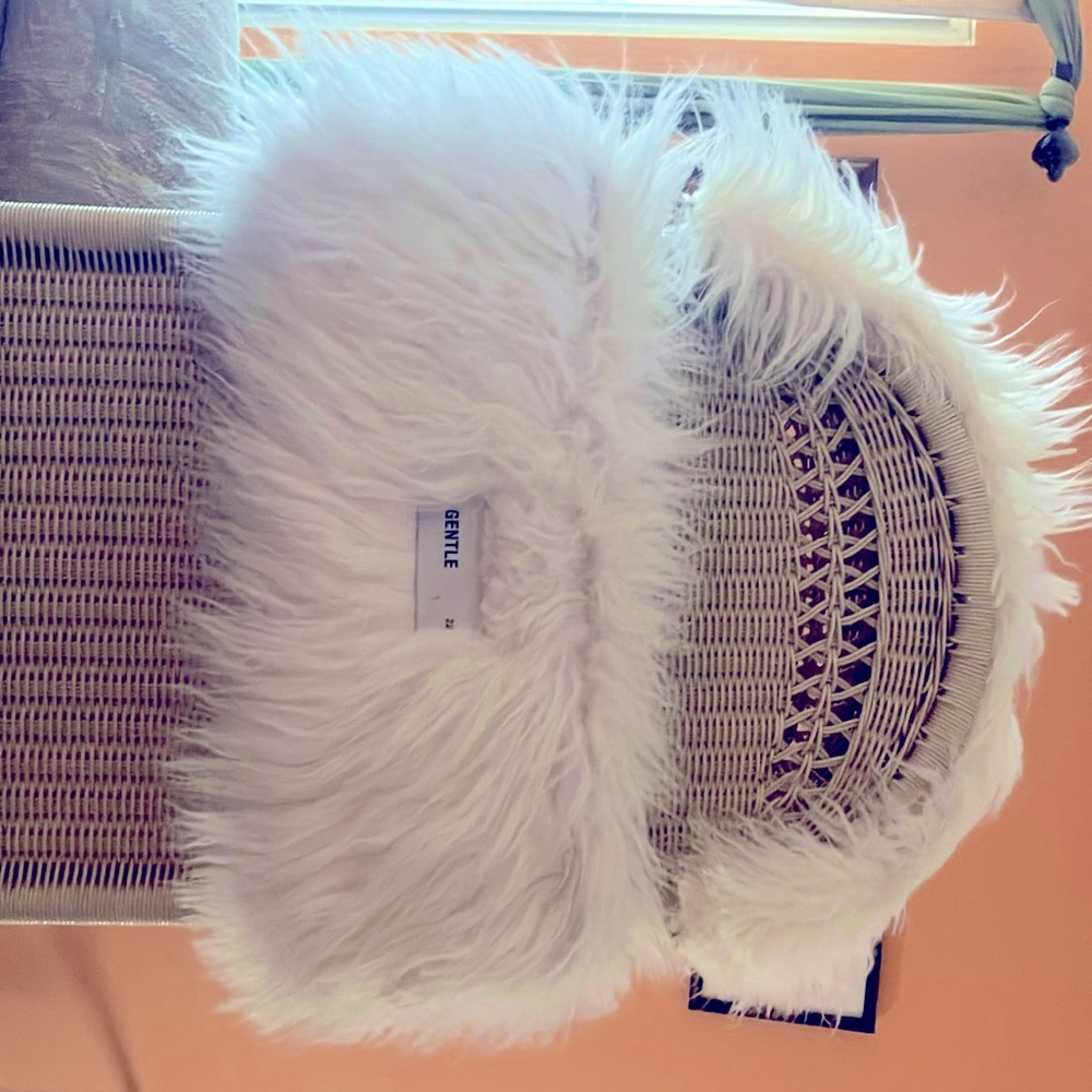 Gentle Monster Sunglass Fuzzy Storage Box